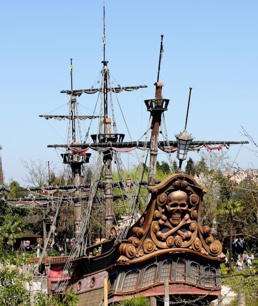 Pirates of the Caribbean ship